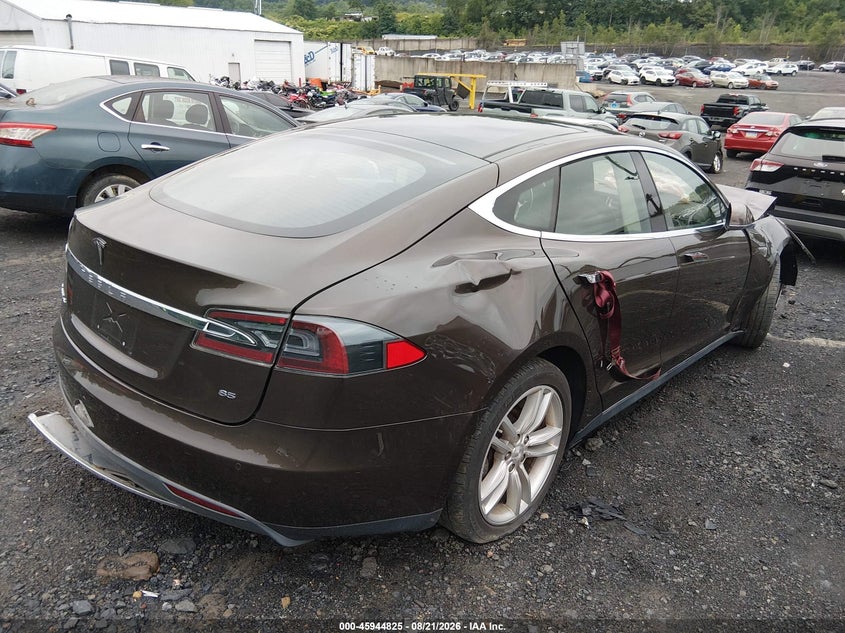 TESLA MODEL S 2014 VIN 5YJSA1H15EFP43707