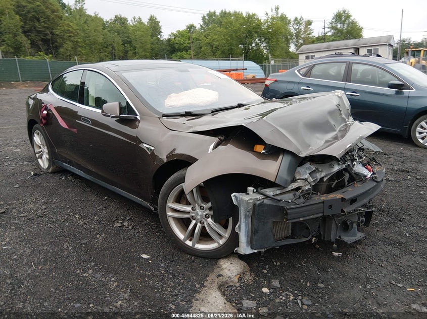 2014 TESLA MODEL S auction photo 1