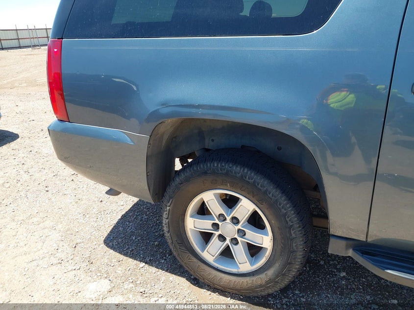 2008 GMC YUKON XL 1500 auction photo 6