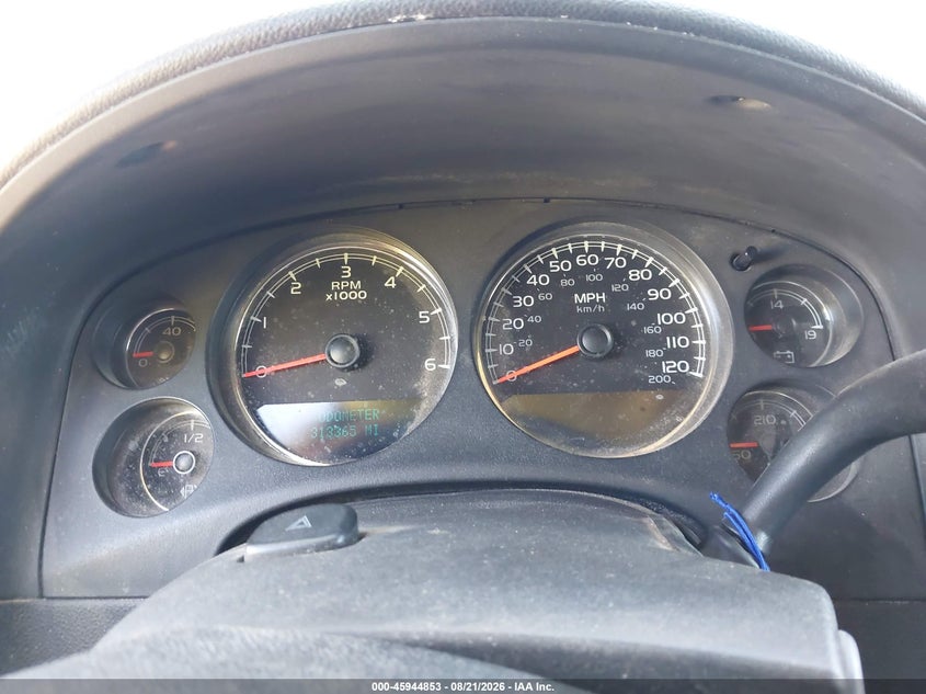 2008 GMC YUKON XL 1500 auction photo 7