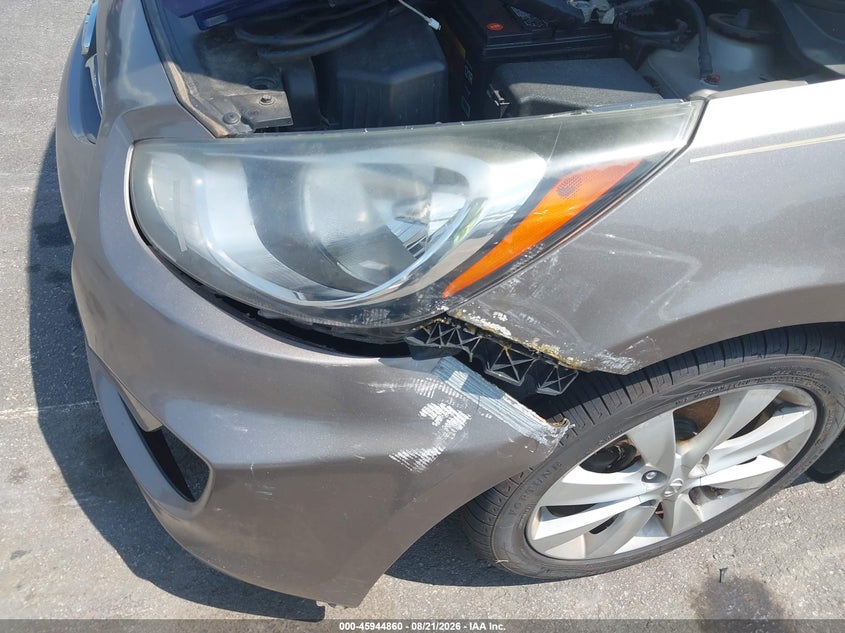 2013 HYUNDAI ACCENT auction photo 6