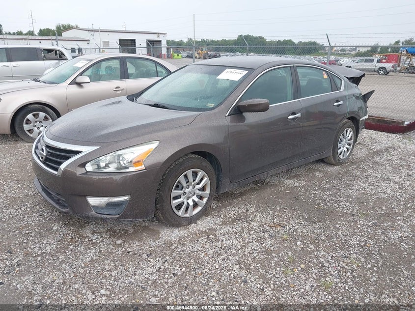 2013 Nissan Altima, Удар сзади, IAAI, VIN 1N4AL3AP9DN549736 — фото 2