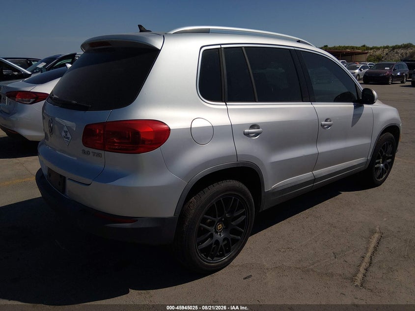 2012 VOLKSWAGEN TIGUAN auction photo 4