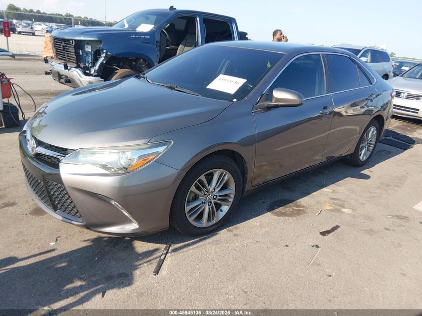 2016 Toyota Camry, Right Front, IAAI, VIN 4T1BF1FK0GU599096 — photo 2