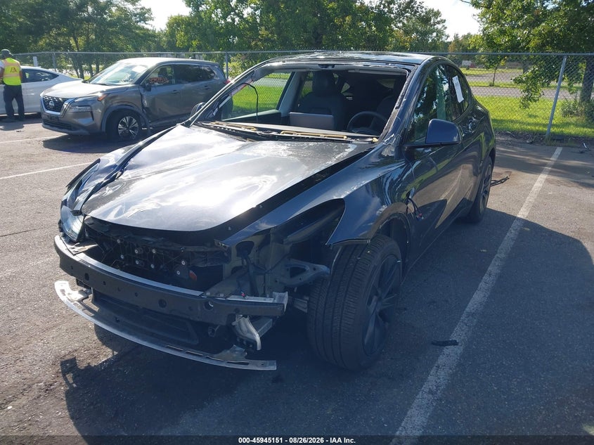 TESLA MODEL Y - zdjęcie 6