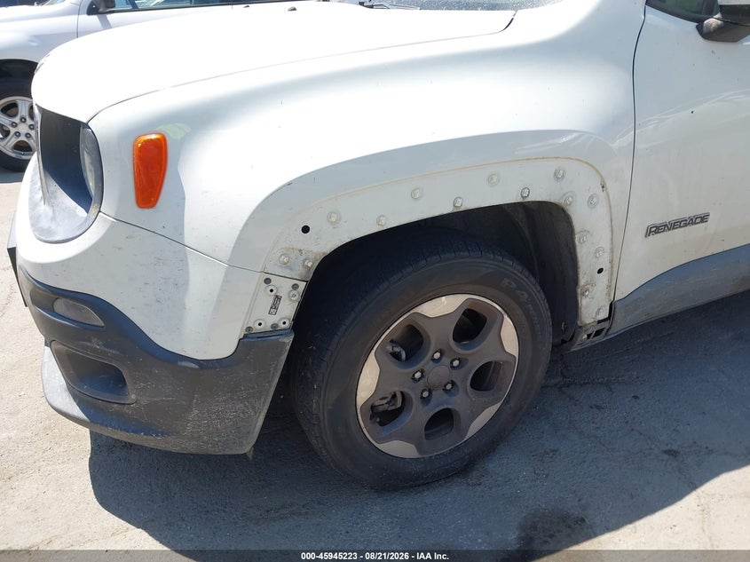 2016 JEEP RENEGADE auction photo 6