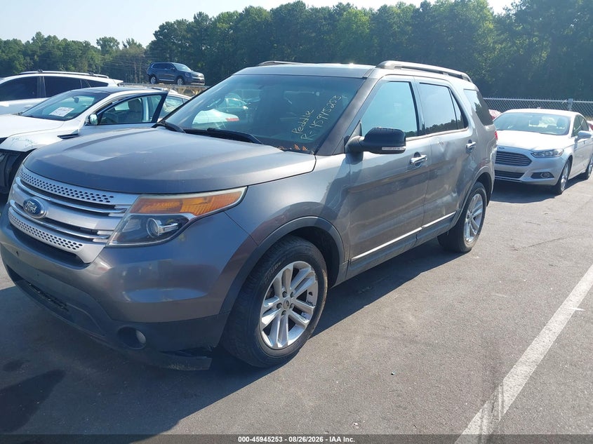 2011 FORD EXPLORER auction photo 2