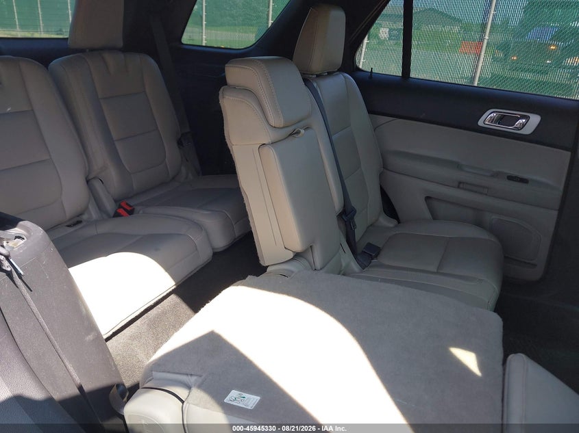 2011 FORD EXPLORER auction photo 8