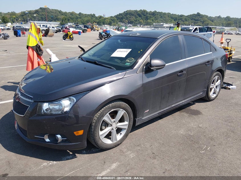 2014 Chevrolet Cruze 2Lt Auto, Front End, IAAI, VIN 1G1PE5SB3E7302482 — photo 2