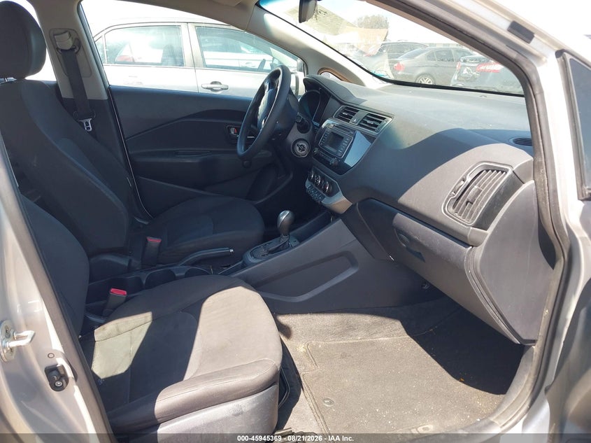 2017 KIA RIO auction photo 5