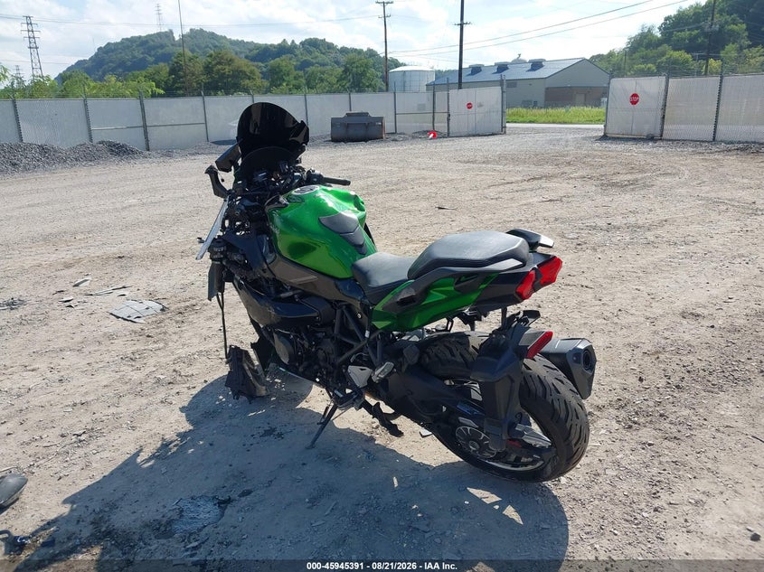 2023 KAWASAKI ZX1002 auction photo 3
