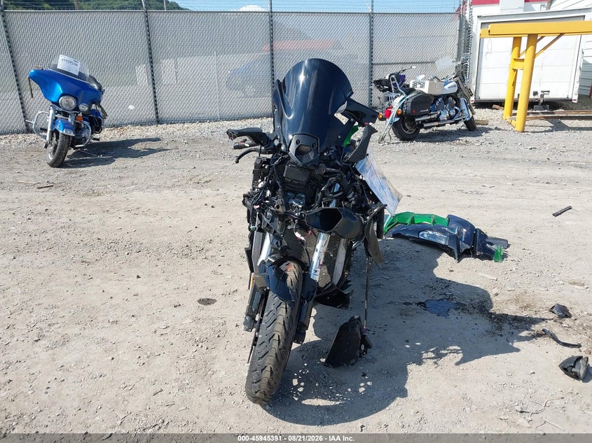 2023 KAWASAKI ZX1002 auction photo 5