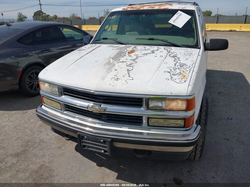 1997 CHEVROLET TAHOE auction photo 6