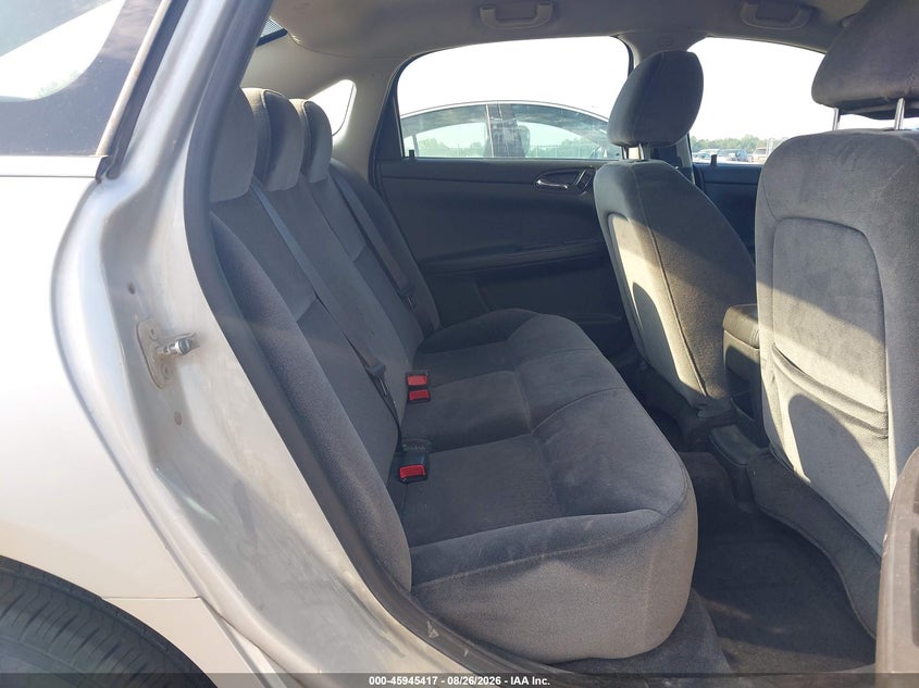 2010 CHEVROLET IMPALA auction photo 8