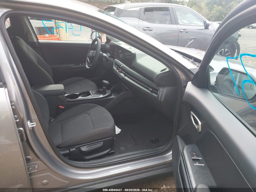 2026 KIA K4 auction photo 5
