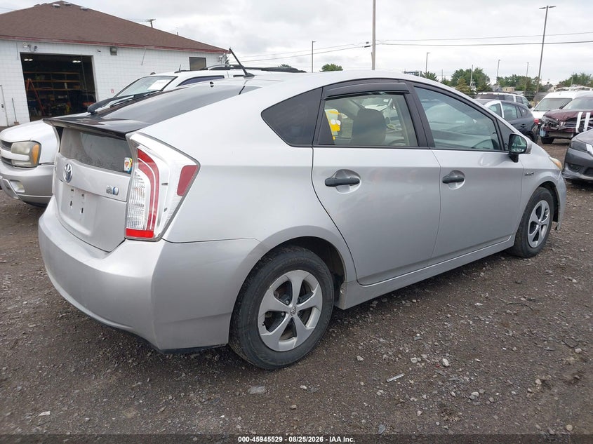 2014 TOYOTA PRIUS HATCHBACK 1.8L I-4 DOHC, VVT, 98HP