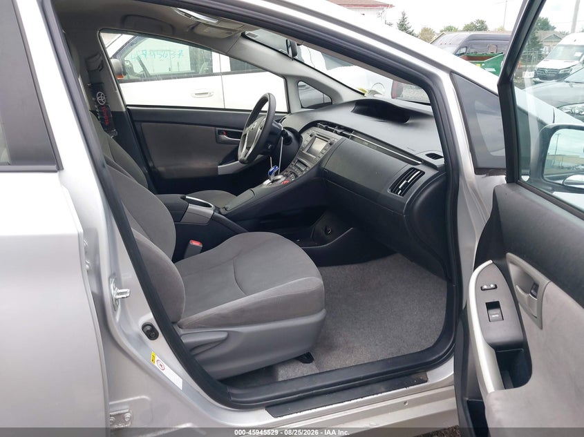 2014 TOYOTA PRIUS HATCHBACK 1.8L I-4 DOHC, VVT, 98HP