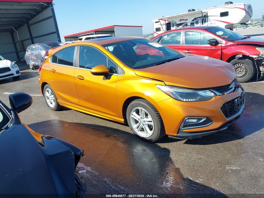 2017 CHEVROLET CRUZE auction photo 1