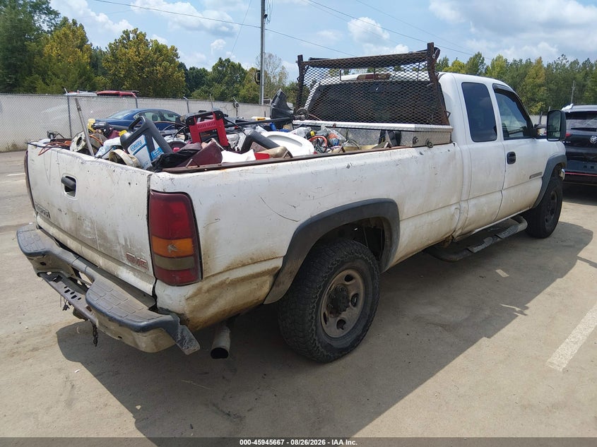 2004 GMC SIERRA 2500HD auction photo 4