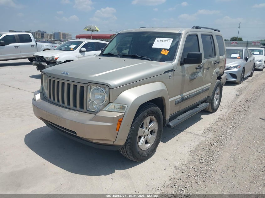 2010 JEEP LIBERTY SPORT · Фото 2