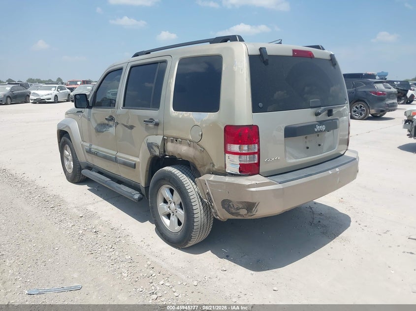 2010 JEEP LIBERTY SPORT · Фото 3