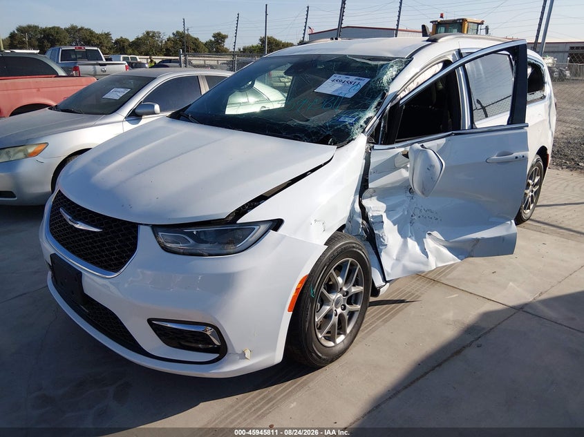 2022 Chrysler Pacifica, Левый бок, IAAI, VIN 2C4RC1FG9NR158021 — фото 2