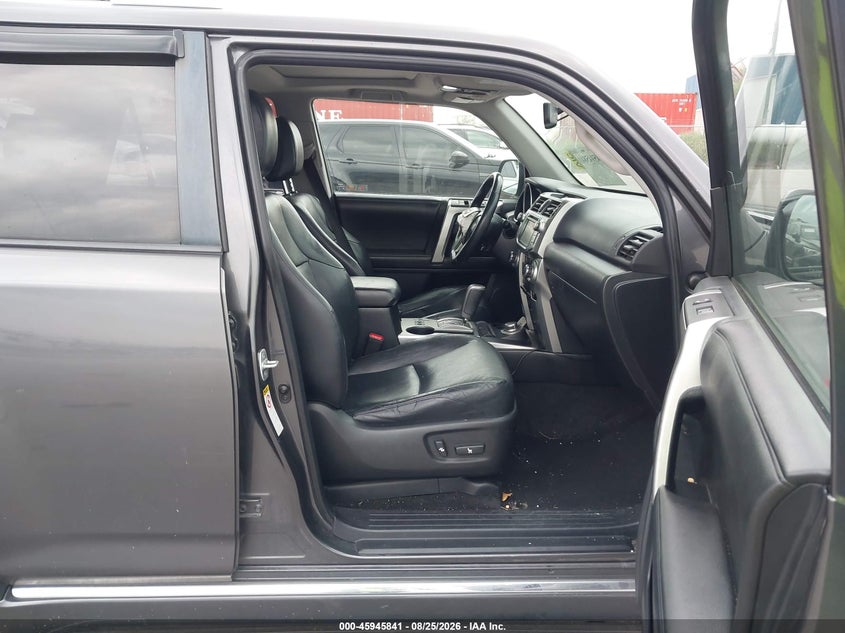 2012 TOYOTA 4RUNNER auction photo 5
