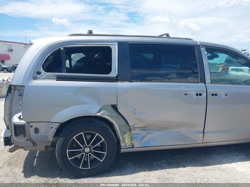 2019 DODGE GRAND CARAVAN auction photo 6