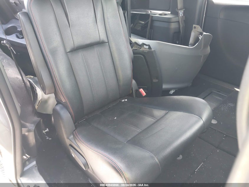 2019 DODGE GRAND CARAVAN auction photo 8