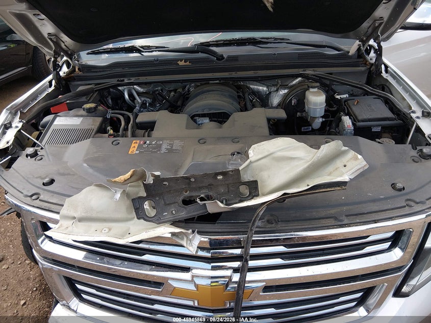 CHEVROLET SUBURBAN - zdjęcie 10