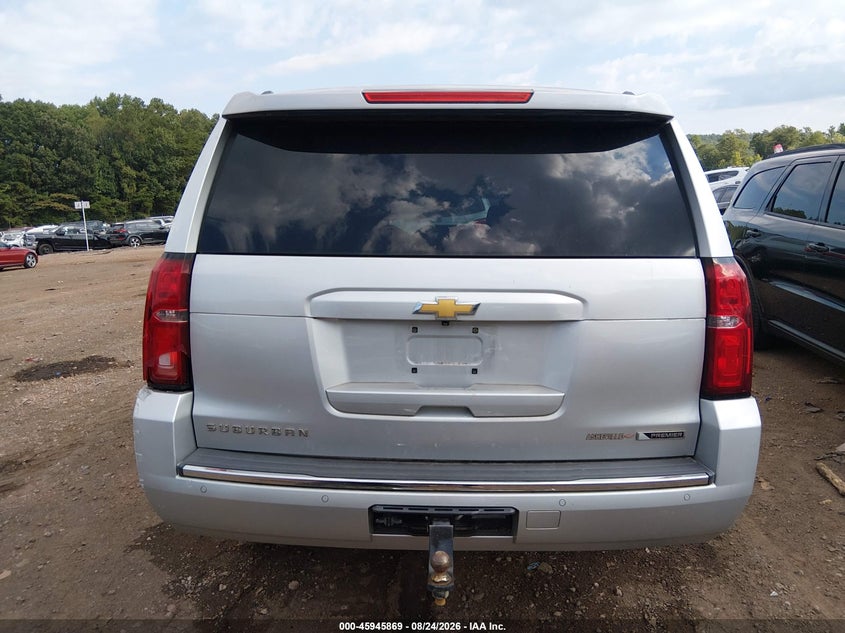 CHEVROLET SUBURBAN - zdjęcie 17