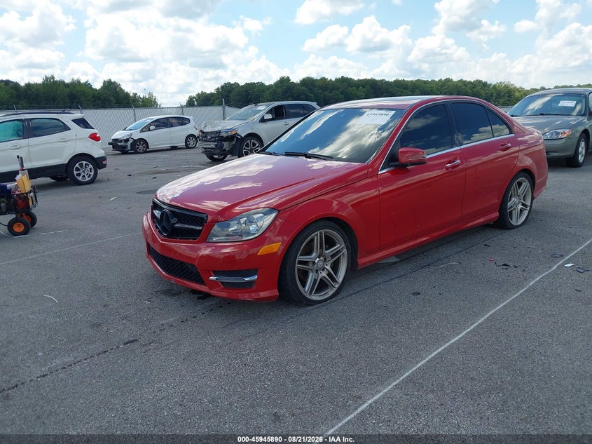 2014 Mercedes-Benz C 250 Sport, Right Side, IAAI, VIN WDDGF4HB4EG239159 — photo 2