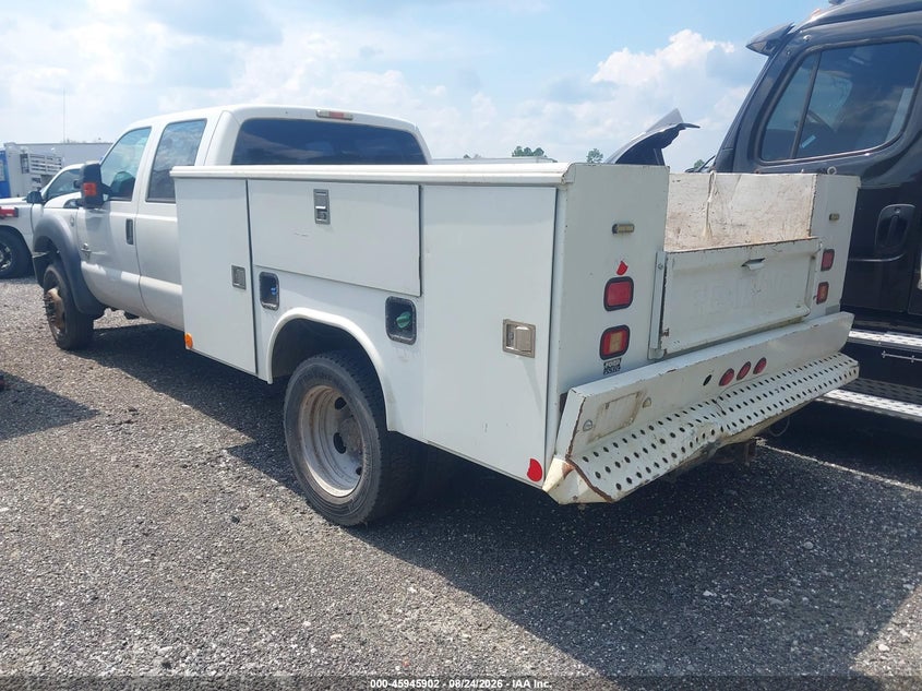 2012 FORD F-350 CHASSIS auction photo 3