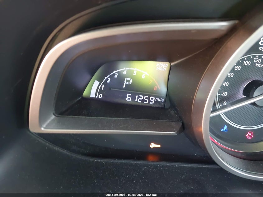 2015 MAZDA MAZDA3 auction photo 7