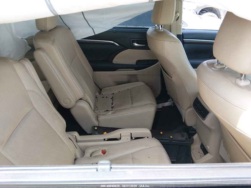 TOYOTA HIGHLANDER - zdjęcie 8