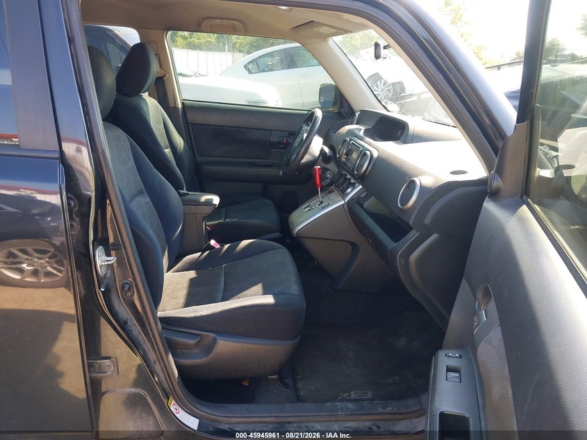 2012 SCION XB auction photo 4