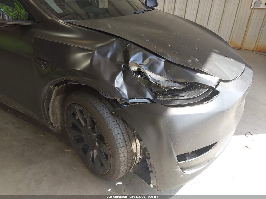 TESLA MODEL Y 2023 VIN 7SAYGDEE1PA163391