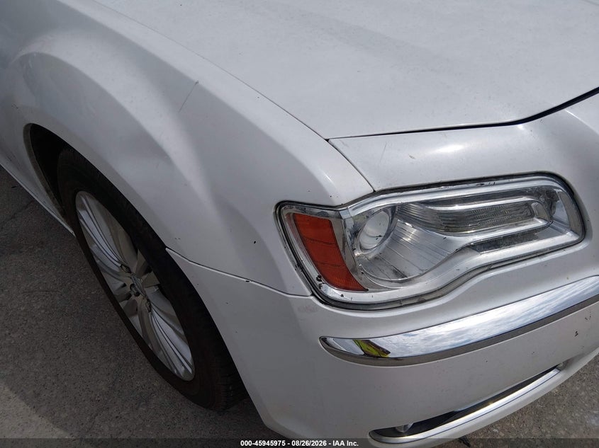 2012 CHRYSLER 300 LIMITED · Фото 12