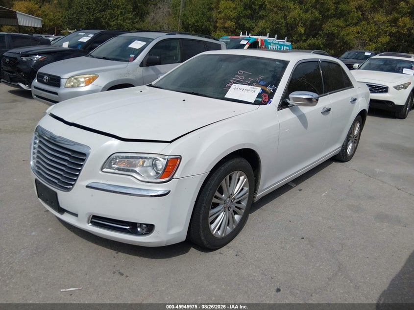 2012 CHRYSLER 300 LIMITED · Фото 2
