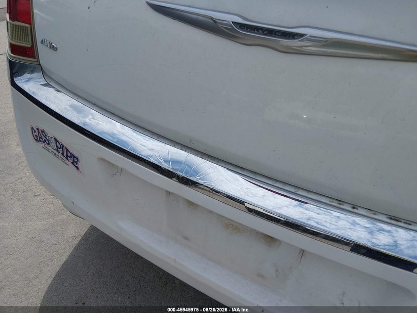 2012 CHRYSLER 300 LIMITED · Фото 6