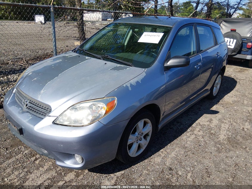 2005 Toyota Matrix, Normal Wear & Tear, IAAI, VIN 2T1LR30E05C460286 — photo 2