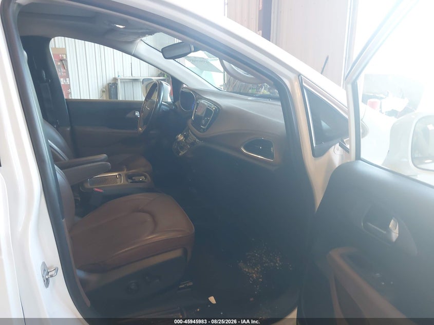 CHRYSLER PACIFICA 2019 VIN 2C4RC1GG8KR686336