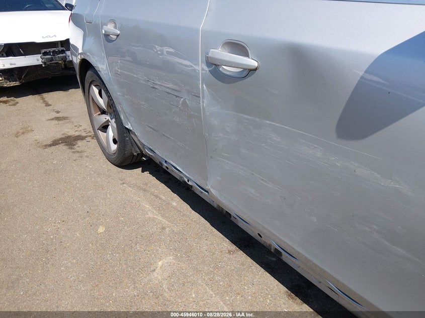 2005 BMW 525I auction photo 6