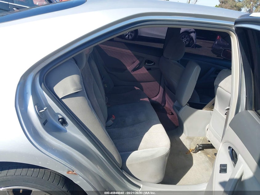 2009 TOYOTA CAMRY auction photo 8