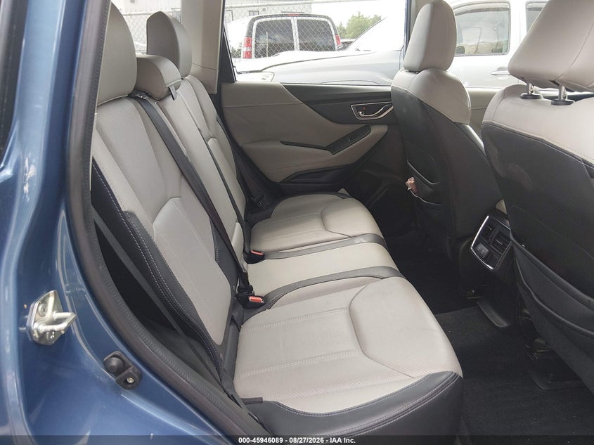 2019 SUBARU FORESTER auction photo 8
