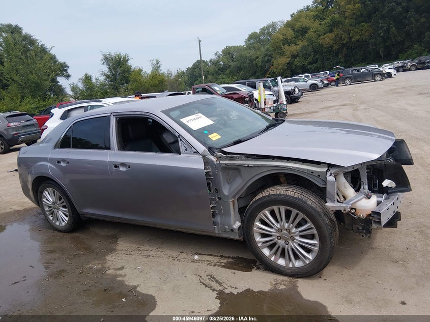 2014 CHRYSLER 300C AWD · Фото 14