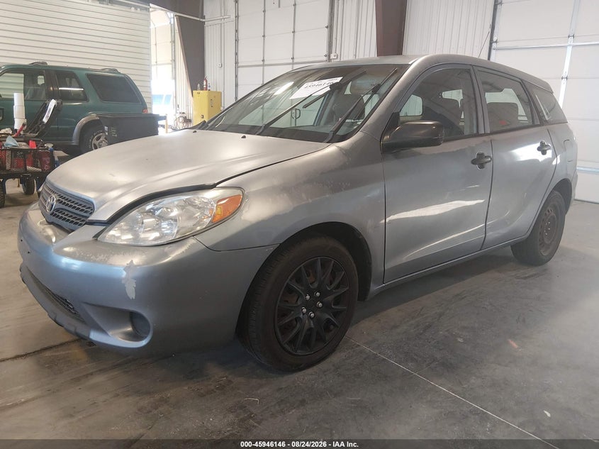 2005 Toyota Matrix, Front End, IAAI, VIN 2T1KR32E45C508462 — photo 2