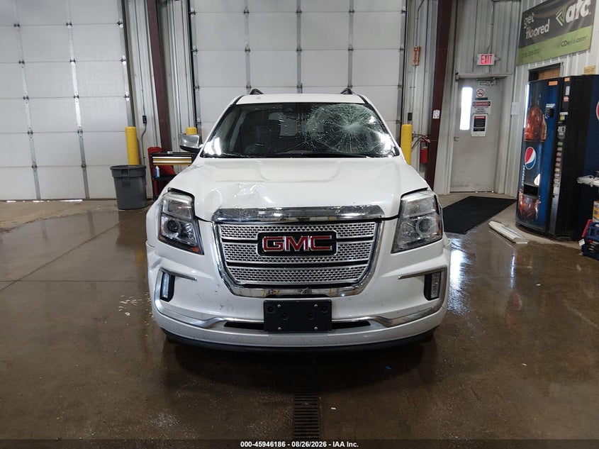 2017 GMC TERRAIN DENALI · Фото 13