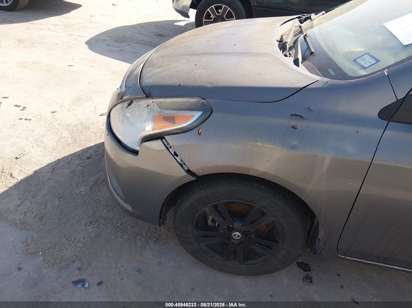 2015 NISSAN VERSA auction photo 6