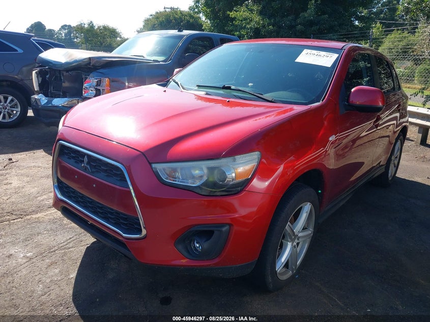 2014 Mitsubishi Outlander, Неизвестно, IAAI, VIN 4A4AR3AUXEE024984 — фото 2